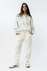 Mozie Contrast Sweatshirt in Grey