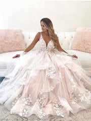 Elegant A Line V Neck Wedding Dresses with Appliques