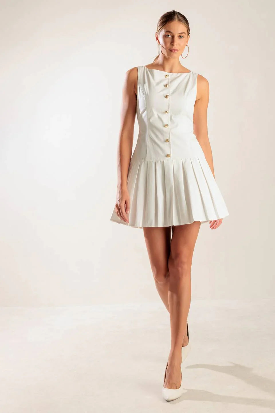 NO COMPARISONS PLEATED SKIRT MINI DRESS WHITE