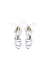Chic White Satin Heels Featuring a Pearl Embellished Bow