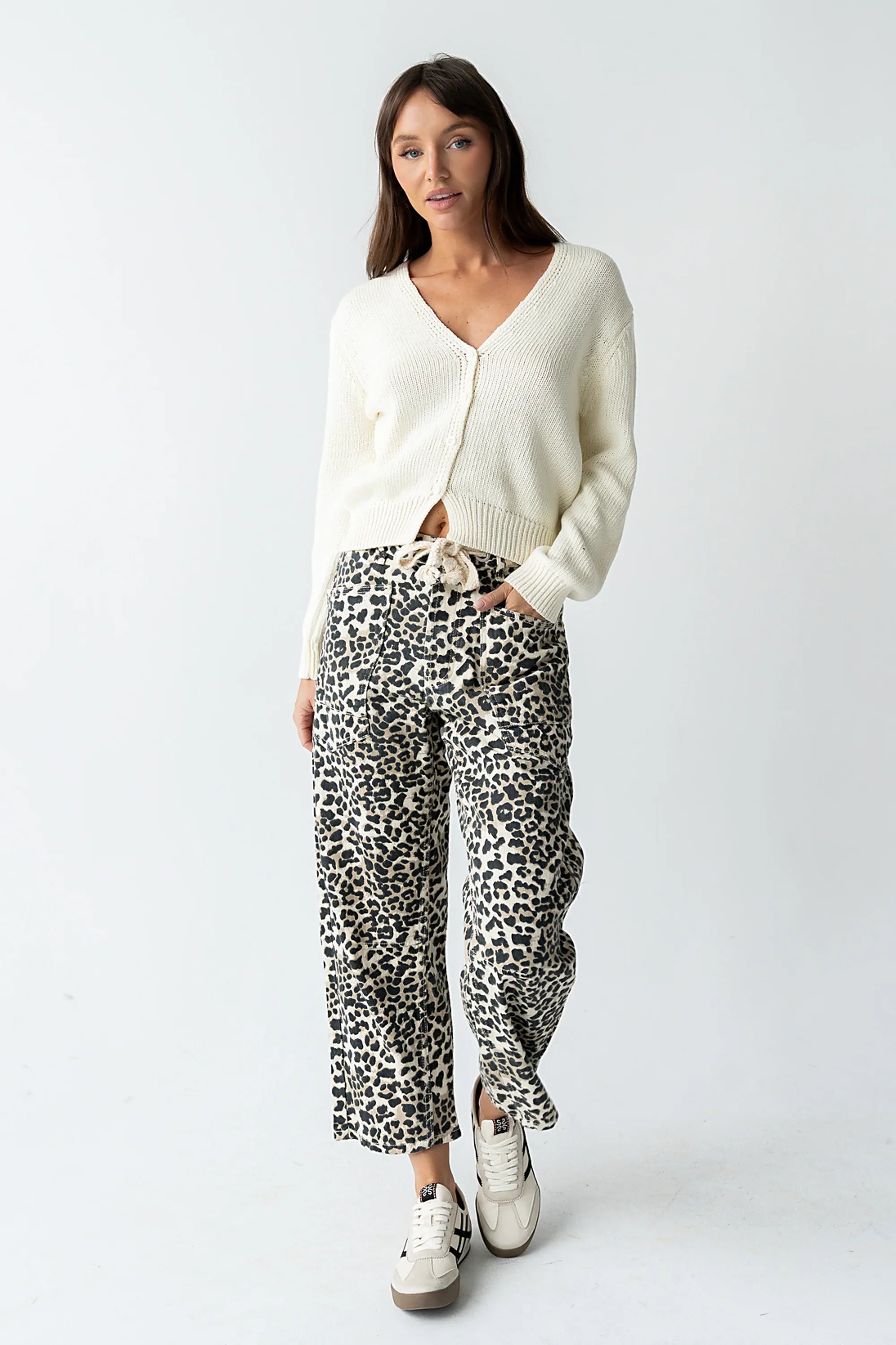 Jocelyn Barrel Jeans in Leopard