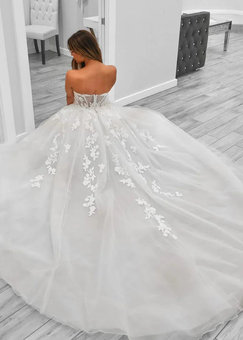 A Line Sweetheart Tulle Wedding Dresses With Slit