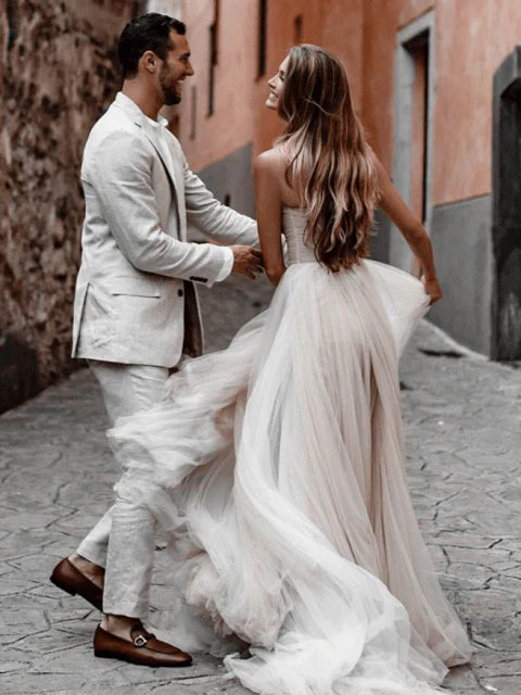 A Line Sweetheart Tulle Long Wedding Dresses