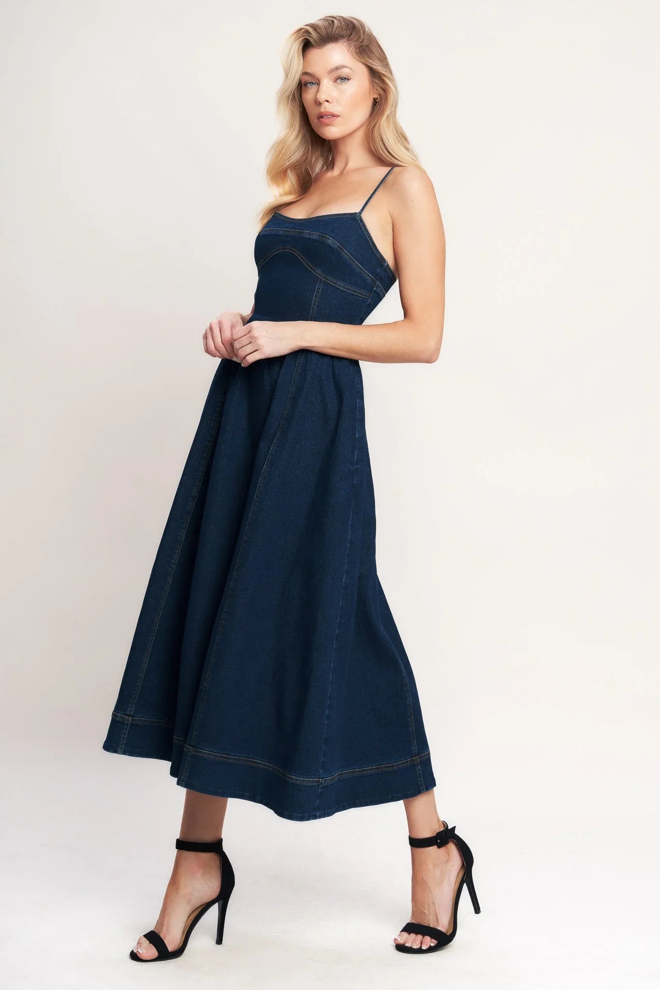 THE EVERYDAY ICON DENIM MIDI DRESS
