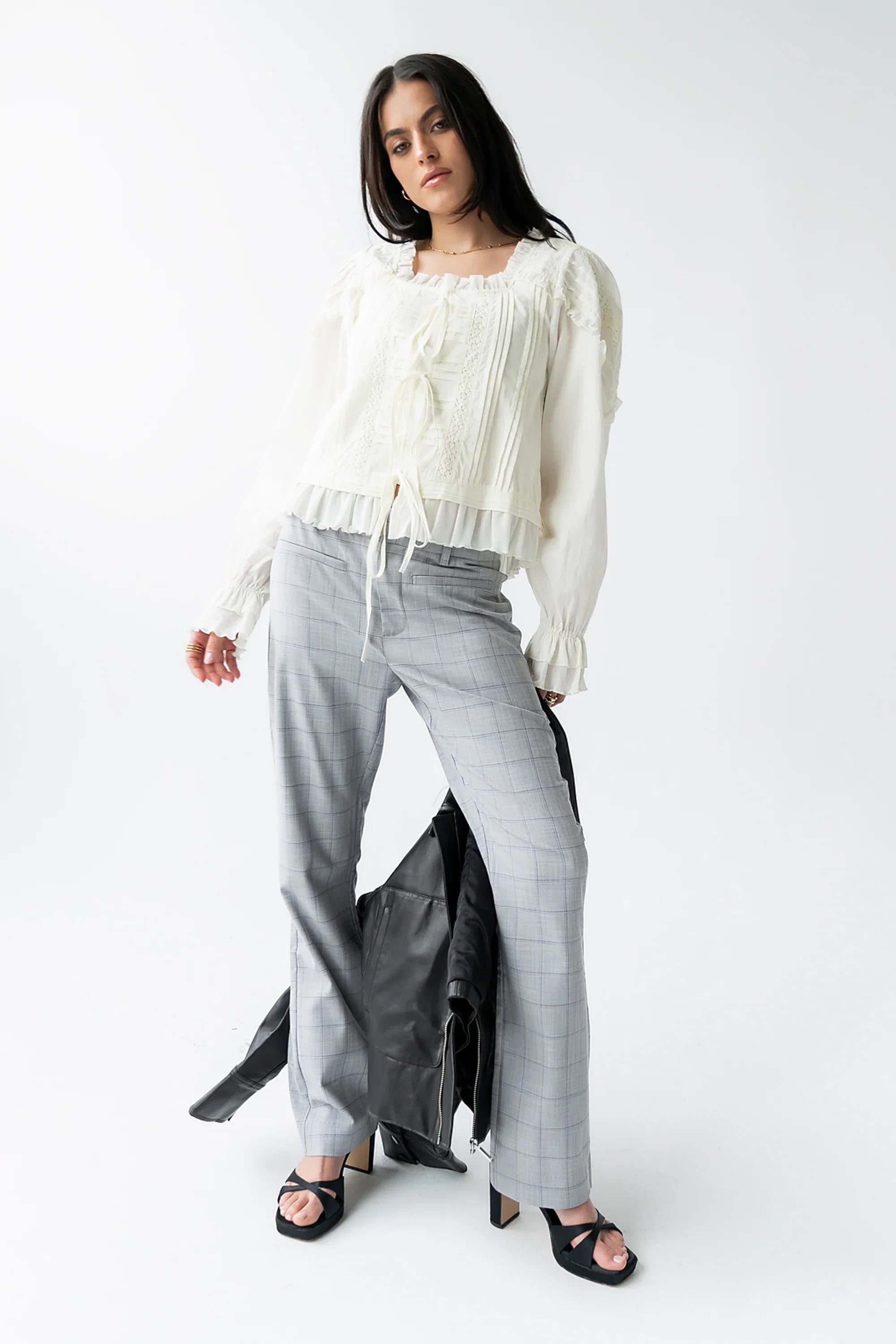 Willow Slim Straight Trouser in Grey