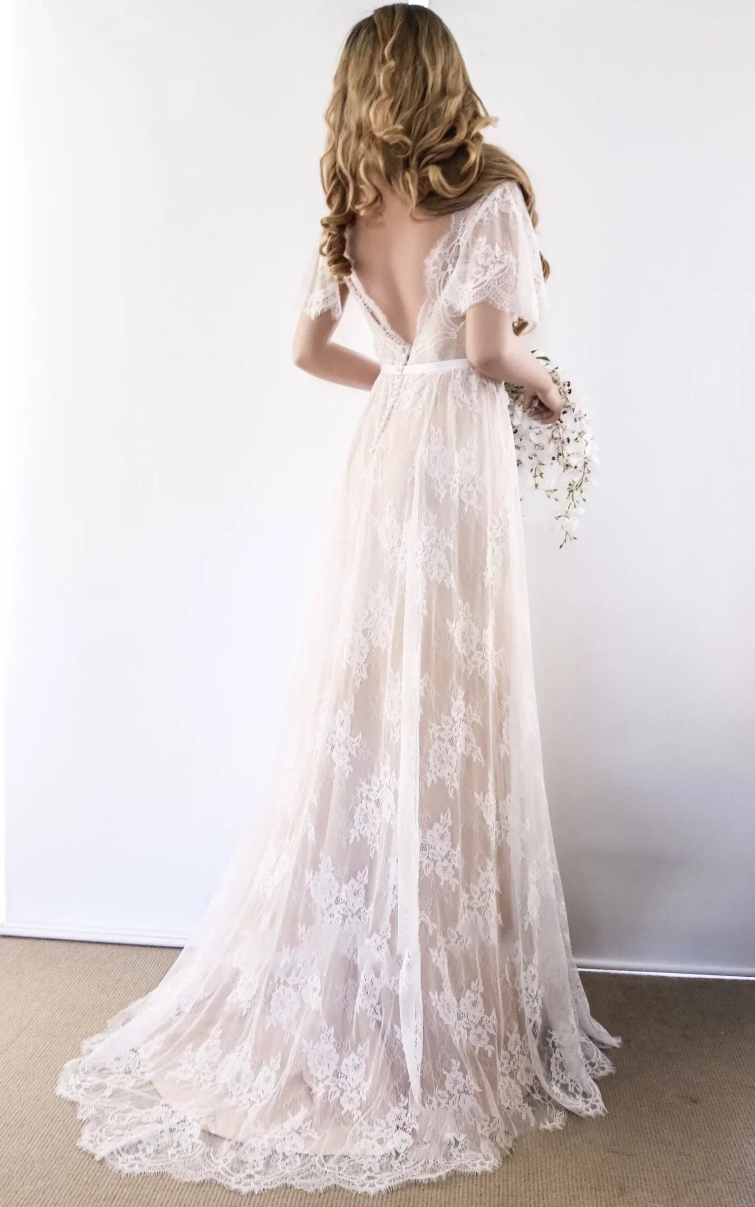 Boho V neck Beach A line Country Elegant Lace Petals Illusion Bell Wedding Dress with Train