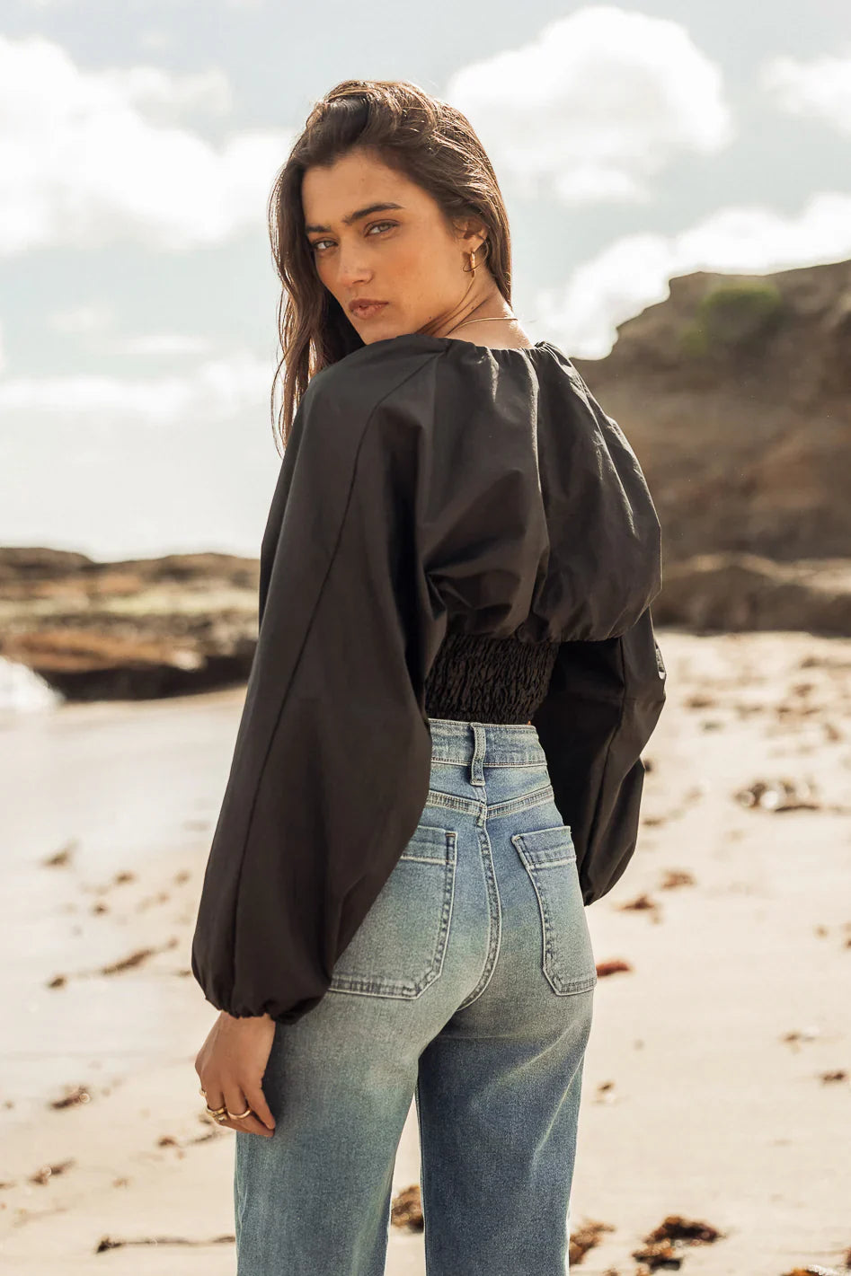 Leila Wide Leg Jeans in Medium Wash FINAL SALE