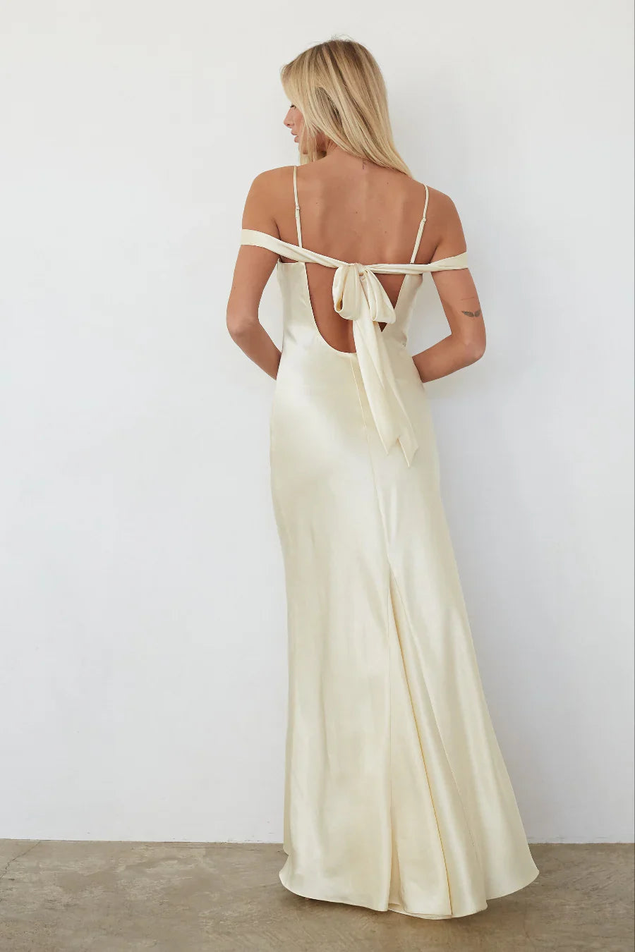 Aileen Off the Shoulder Maxi Dress