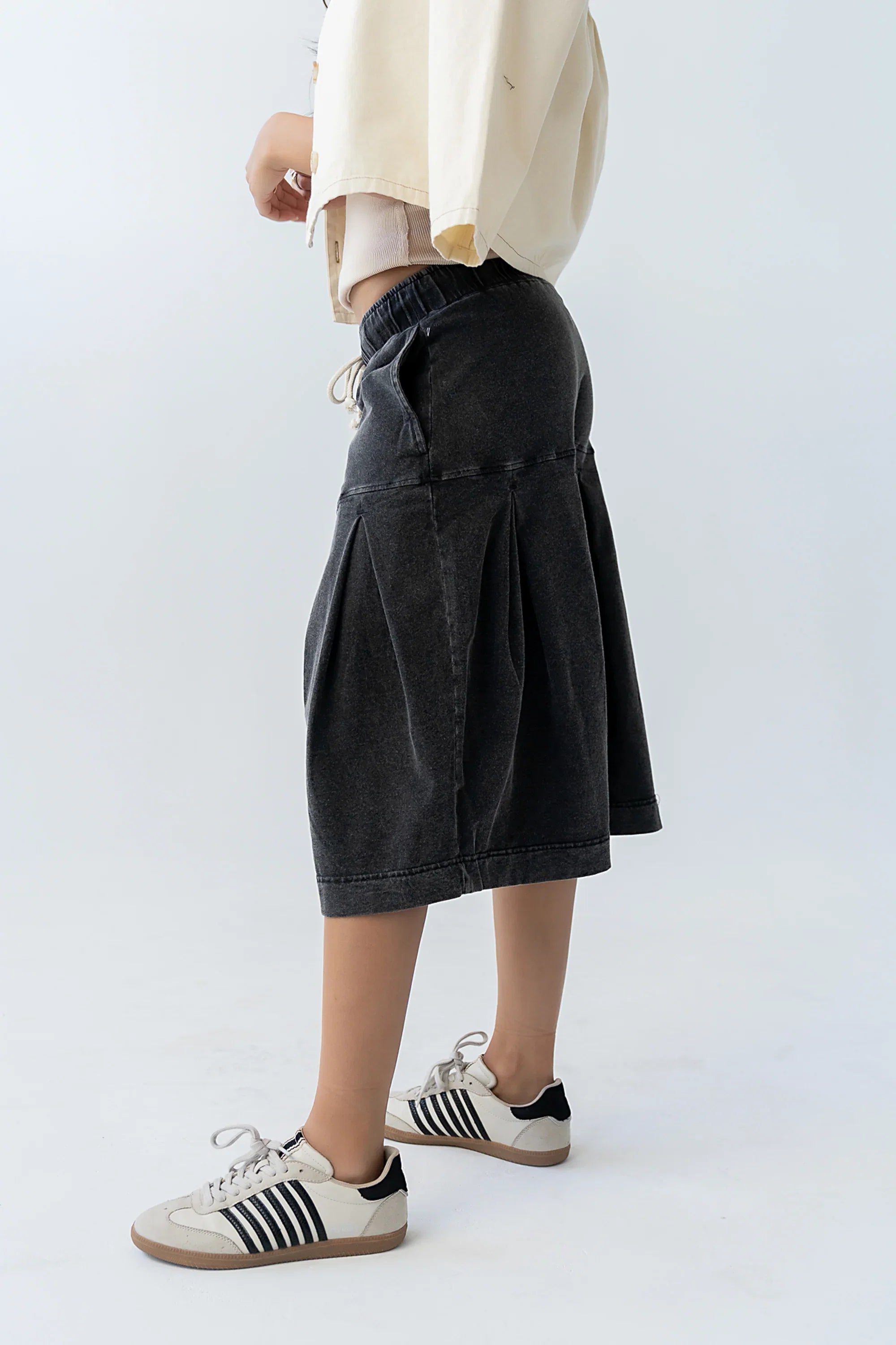 Micha Pleated Shorts in Black