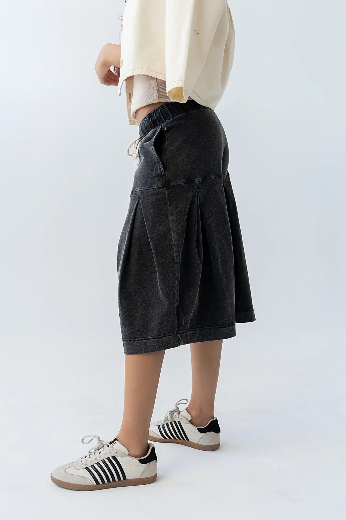 Micha Pleated Shorts in Black
