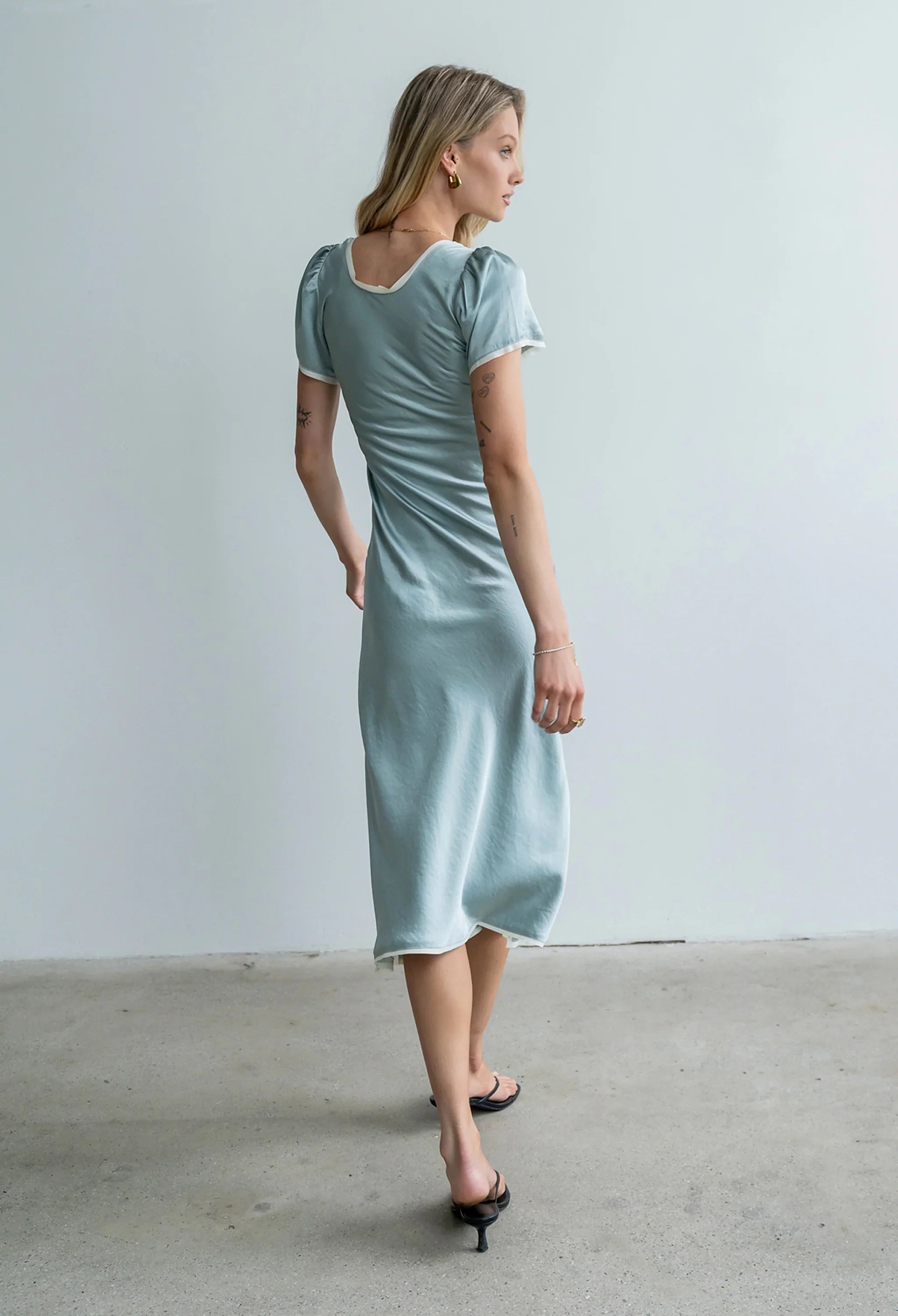 Austia Midi Dress in Light Blue