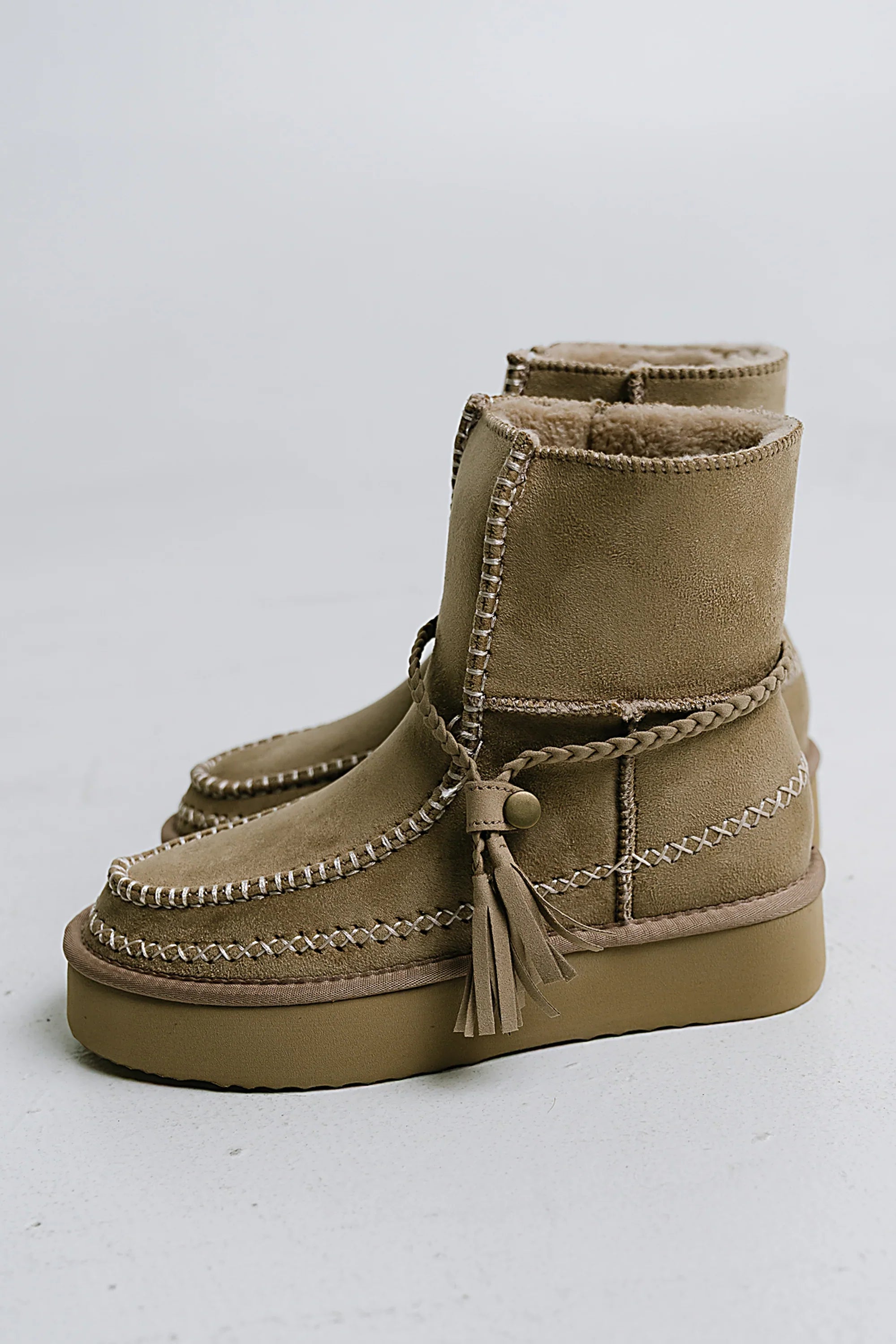 Winona Boots in Natural