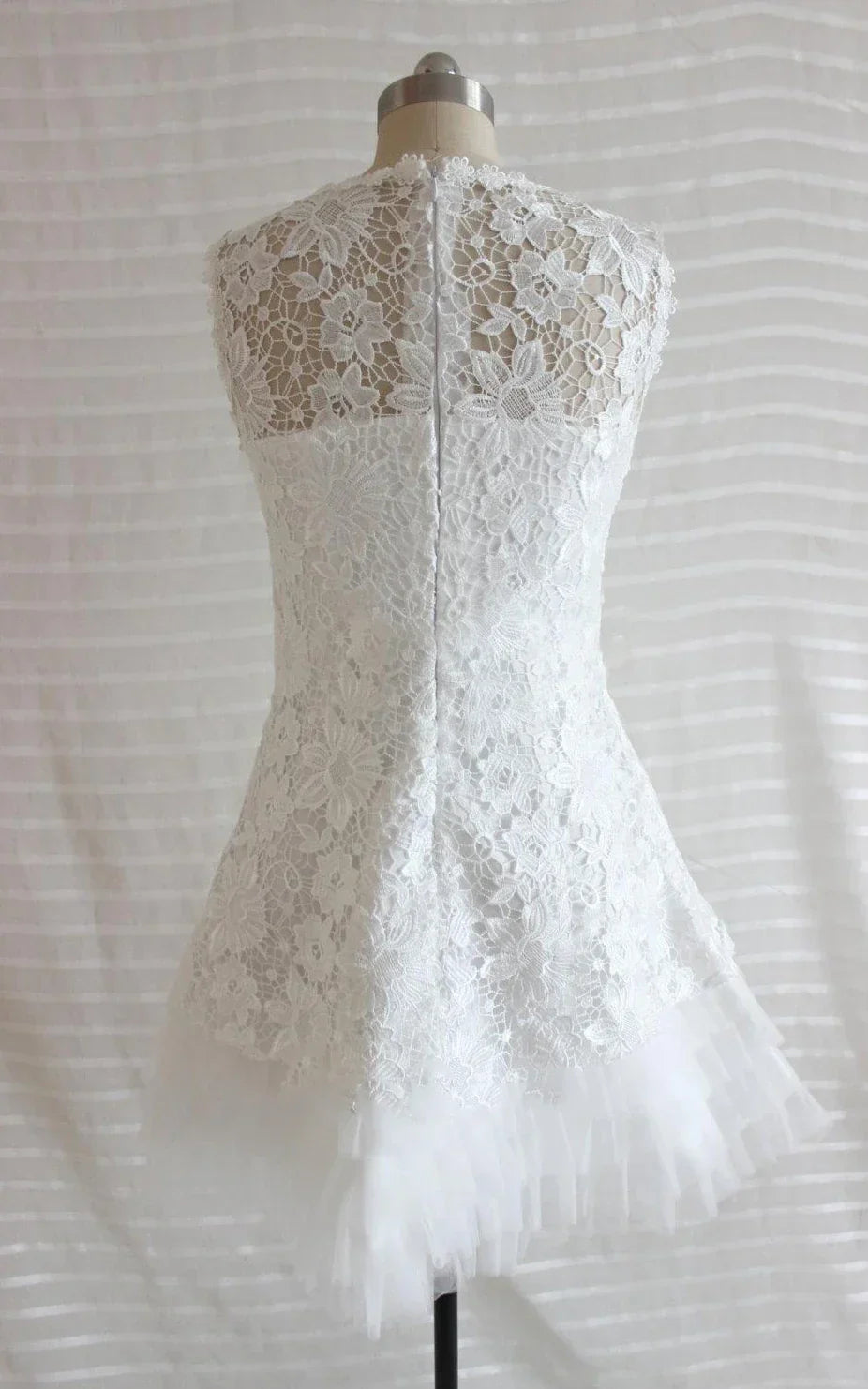 A Line Short Tulle Lace Satin Weddig Dress