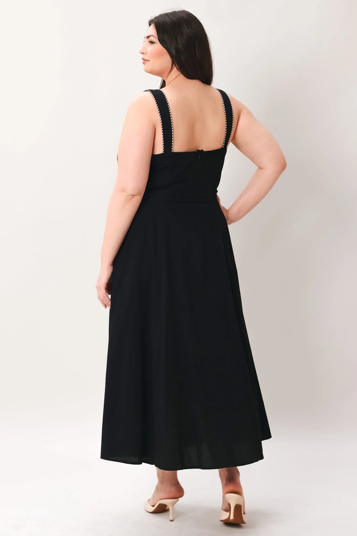 LOVELY NOIR BLACK MIDI DRESS