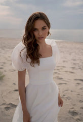 Charming A Line Square Neck Short Sleeves Wedding Dresses with Train