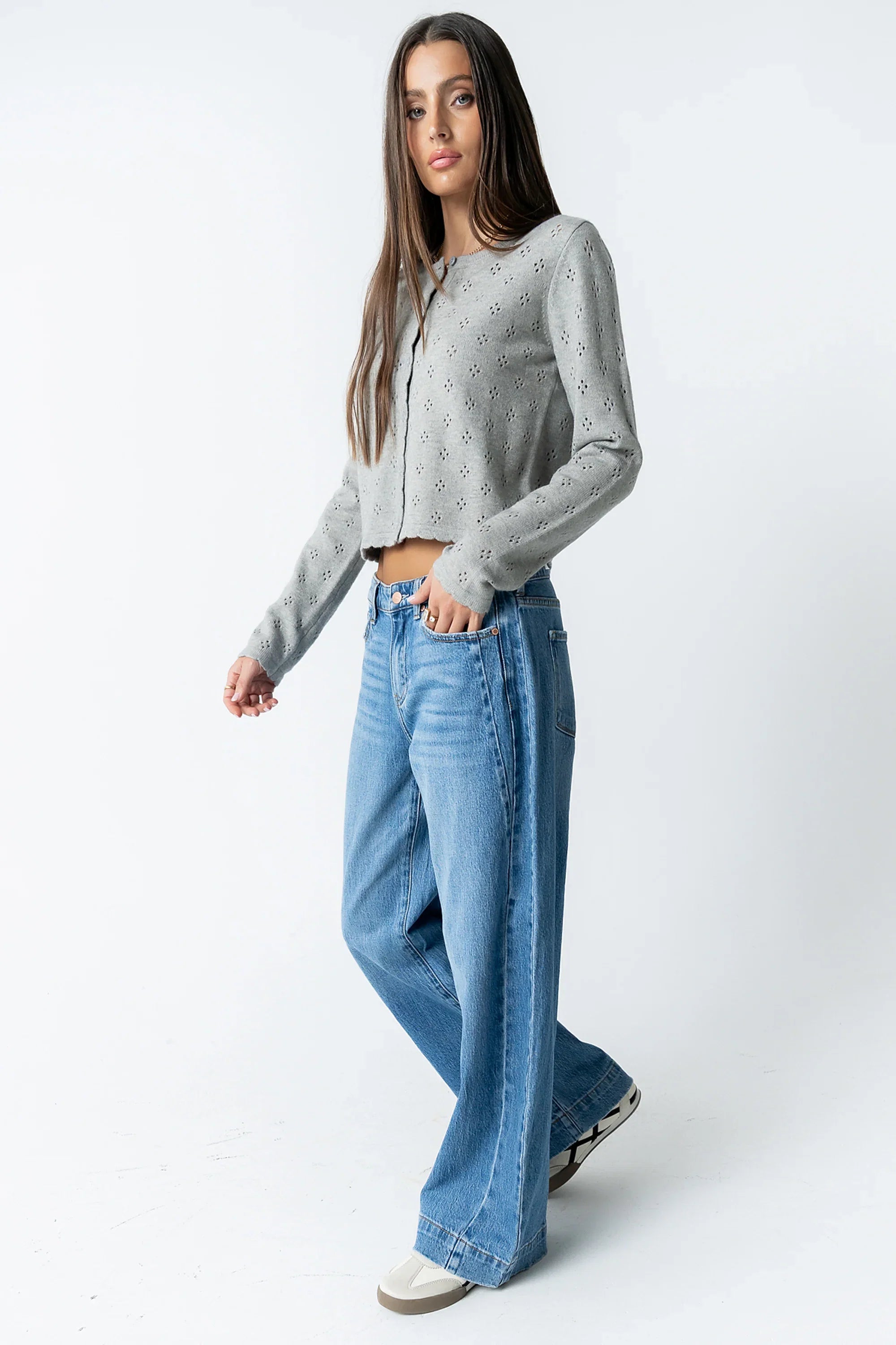 Kandy Scalloped Sweater in Grey