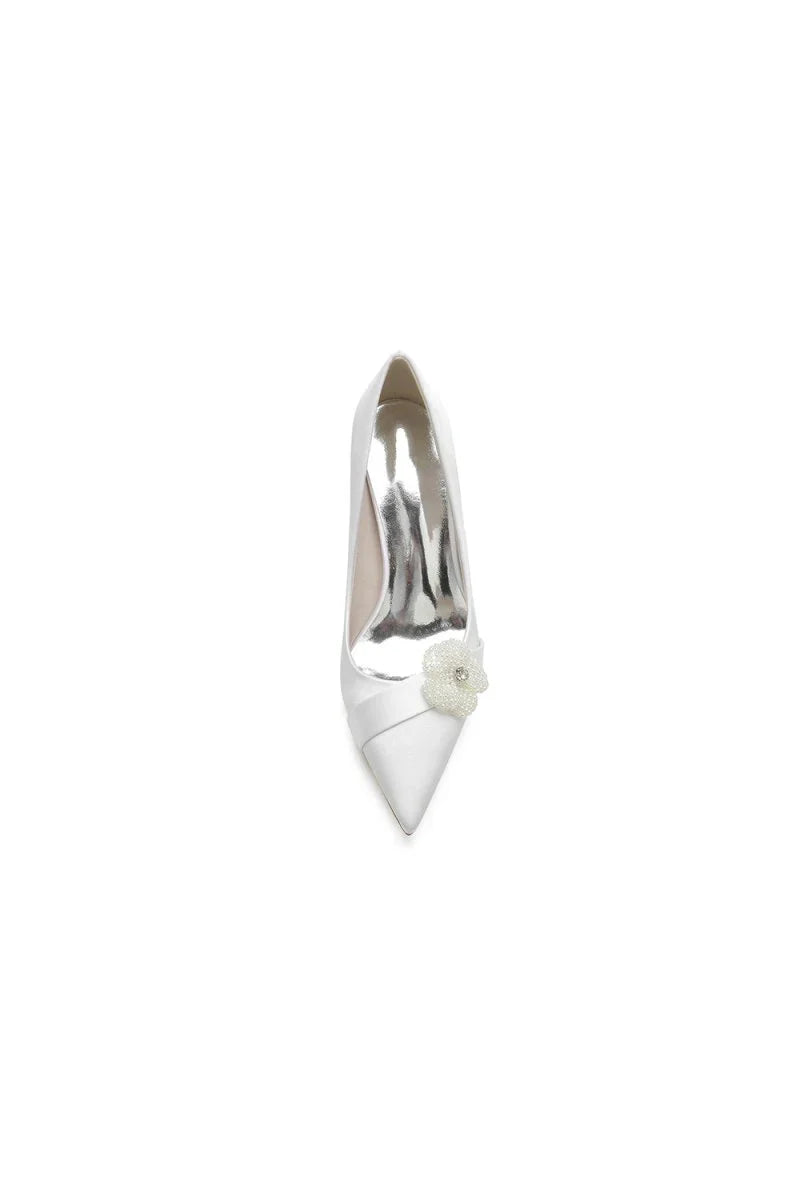 Beaded Pointed Toe Slip on Wedding Shoes With Flower