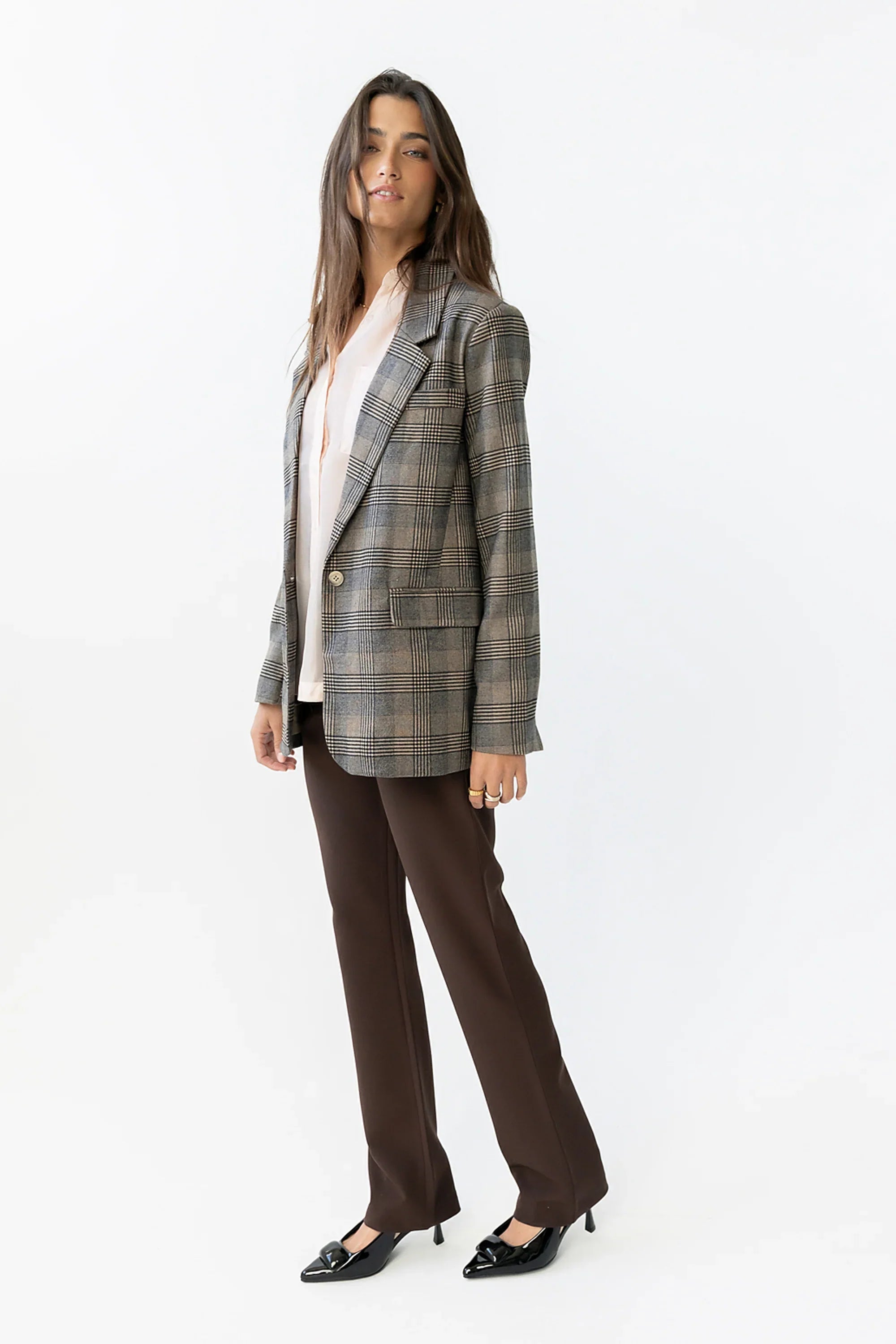 Montie Straight Leg Trousers in Brown