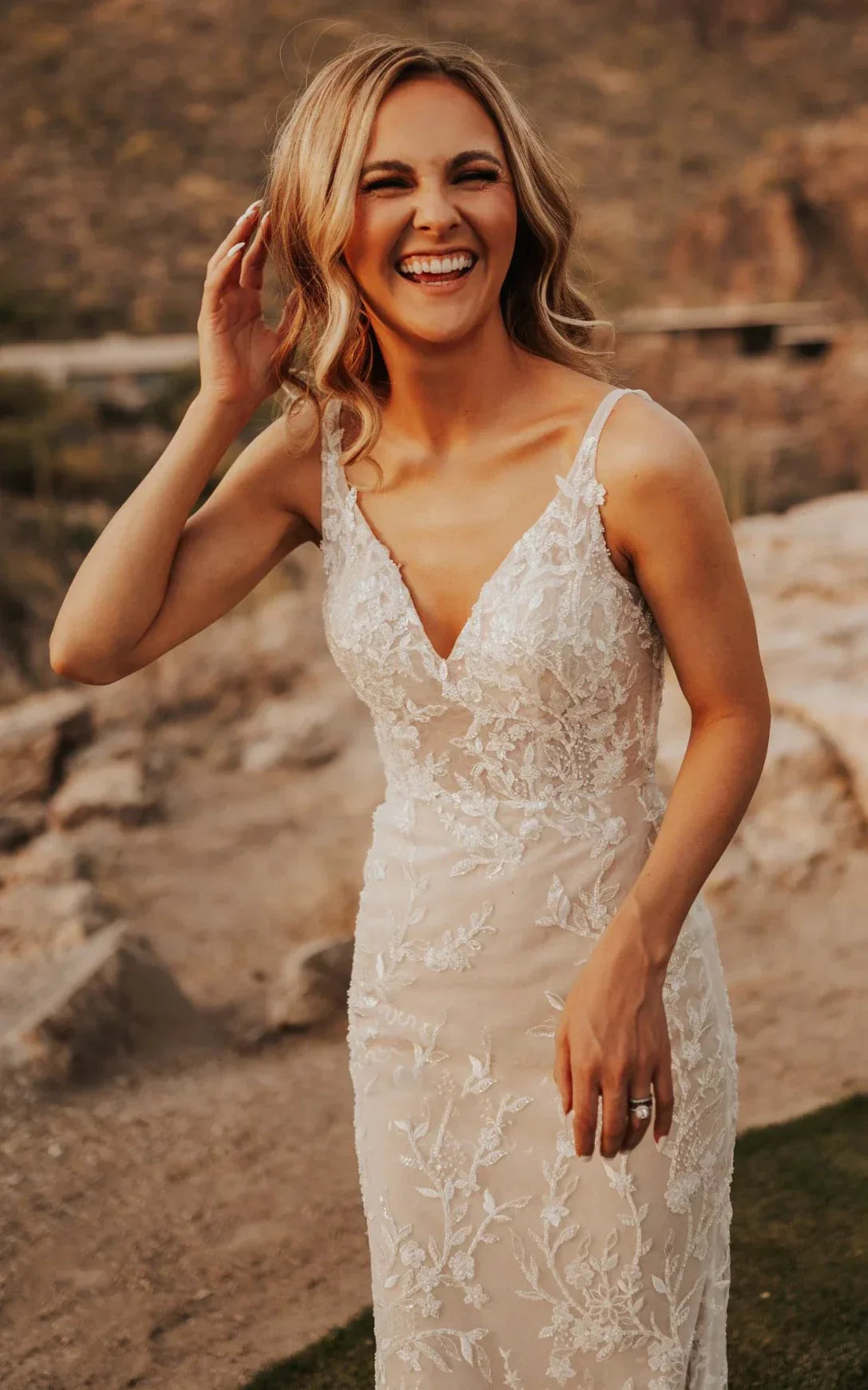 Sexy Mermaid V neck Lace Sleeveless Wedding Dress with Sweep Train Simple Elegant Ethereal Country Garden