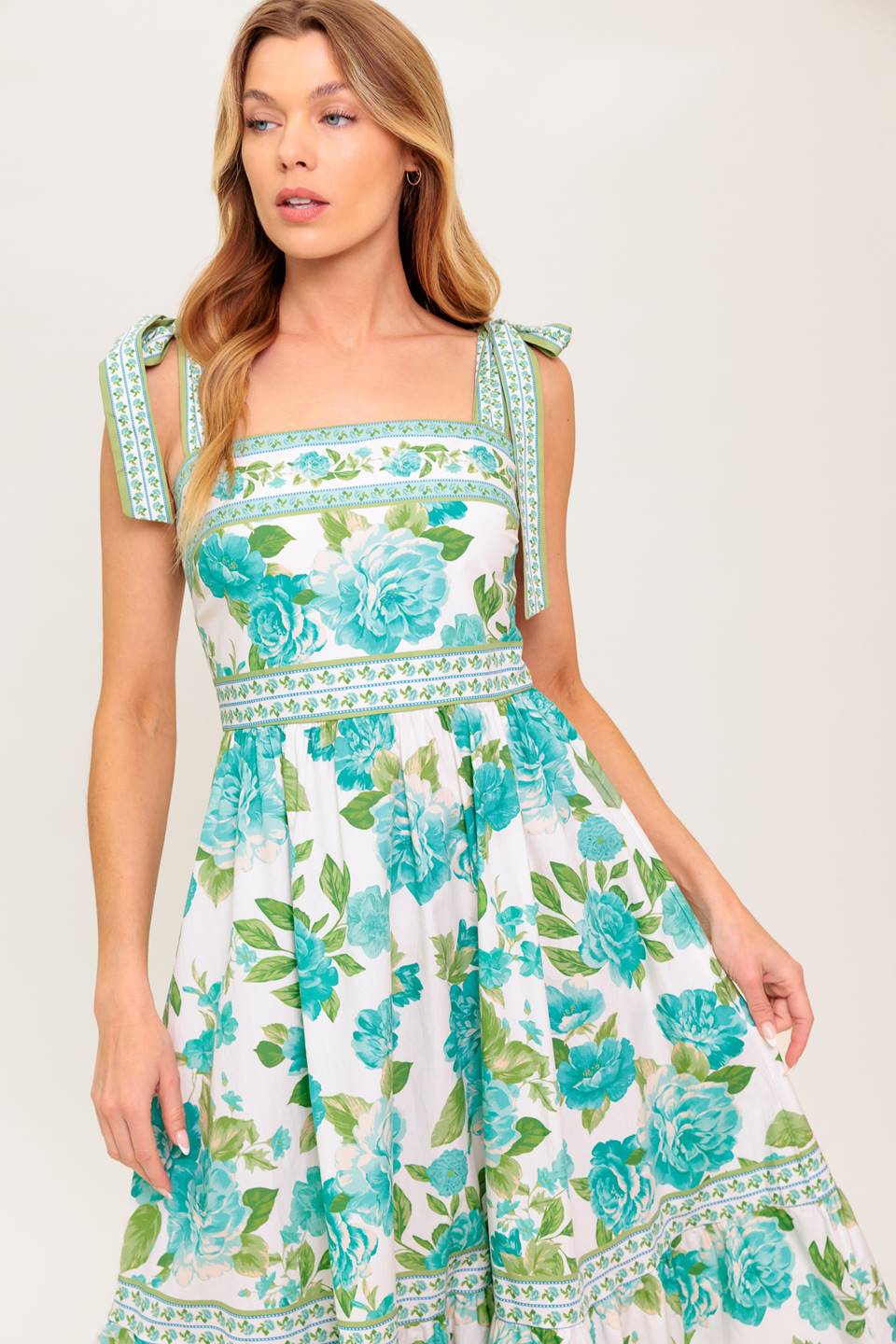 SEASIDE ESCAPES FLORAL MIDI DRESS GREEN